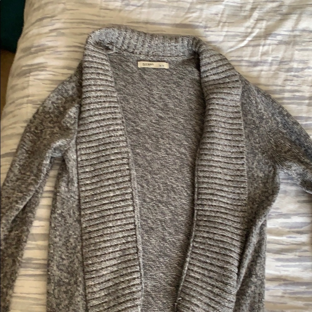 Grey cardigan